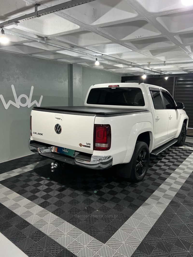 AMAROK 3.0 V6 TDI HIGHLINE CD DIESEL 4MOTION AUTOMÁTICO - 2019 - BENTO GONçALVES