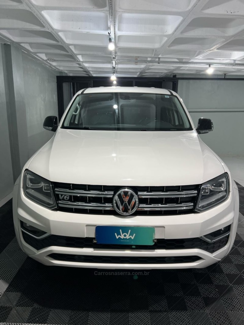 AMAROK 3.0 V6 TDI HIGHLINE CD DIESEL 4MOTION AUTOMÁTICO - 2019 - BENTO GONçALVES