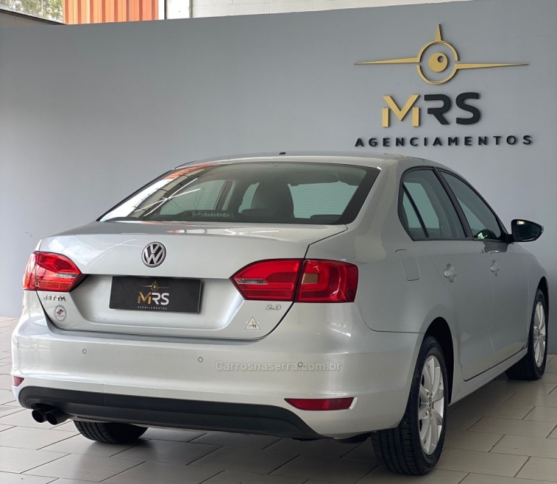 JETTA 2.0 COMFORTLINE FLEX 4P TIPTRONIC - 2013 - CAXIAS DO SUL