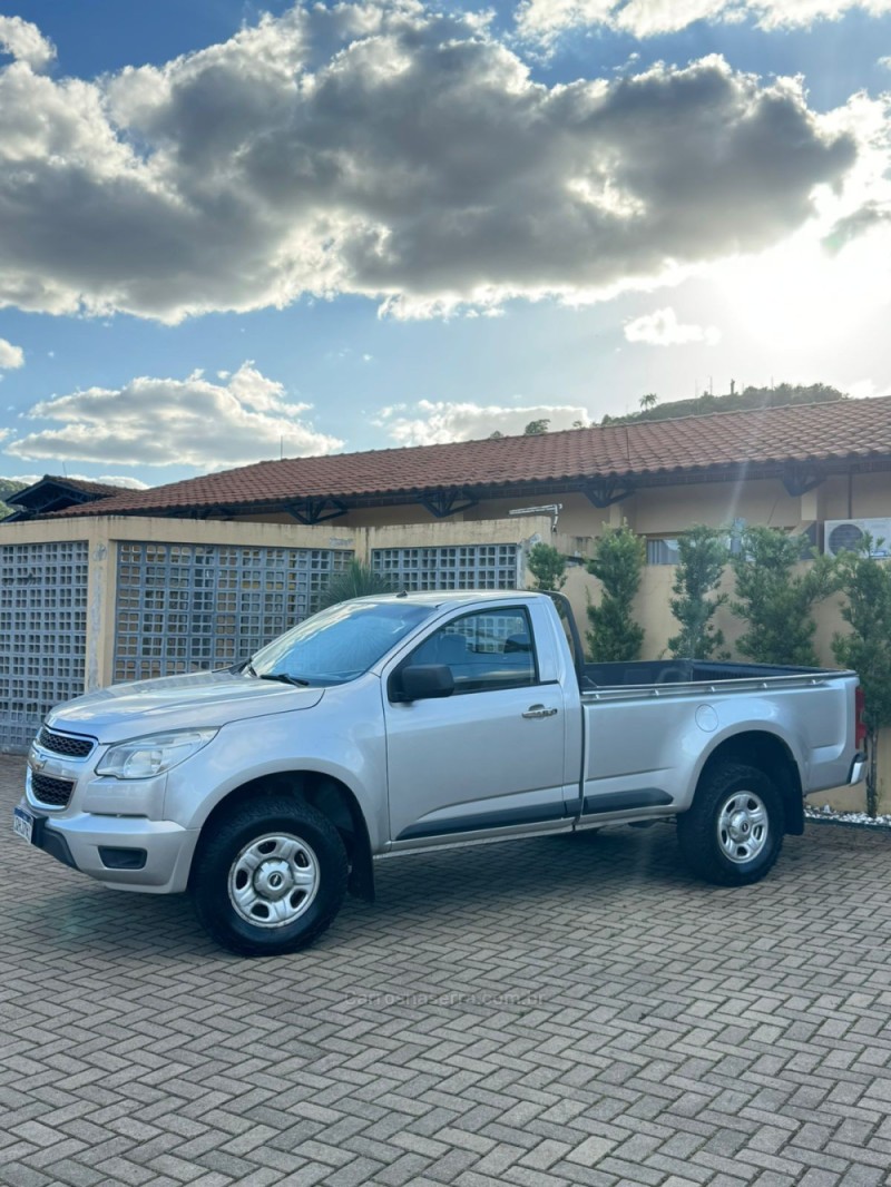 S10 2.2 EFI DLX 4X2 CS 8V GASOLINA 2P MANUAL - 2015 - CAXIAS DO SUL