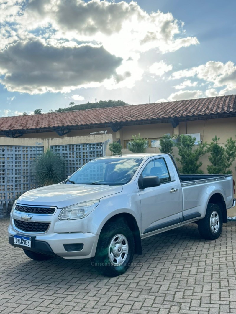 S10 2.2 EFI DLX 4X2 CS 8V GASOLINA 2P MANUAL - 2015 - CAXIAS DO SUL