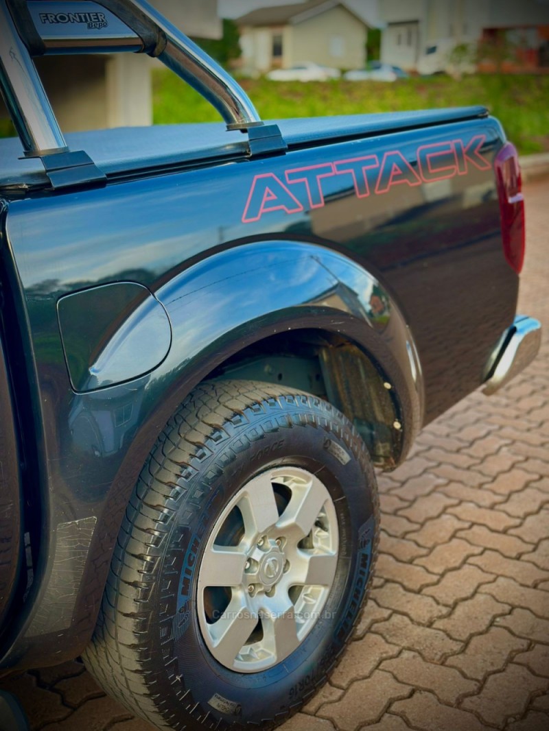 FRONTIER 2.8 SE 4X2 CD TURBO ELETRONIC DIESEL 4P MANUAL - 2014 - CAXIAS DO SUL