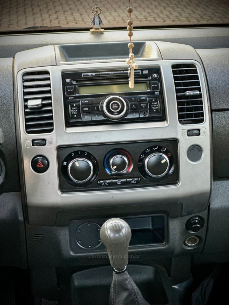 FRONTIER 2.8 SE 4X2 CD TURBO ELETRONIC DIESEL 4P MANUAL - 2014 - CAXIAS DO SUL