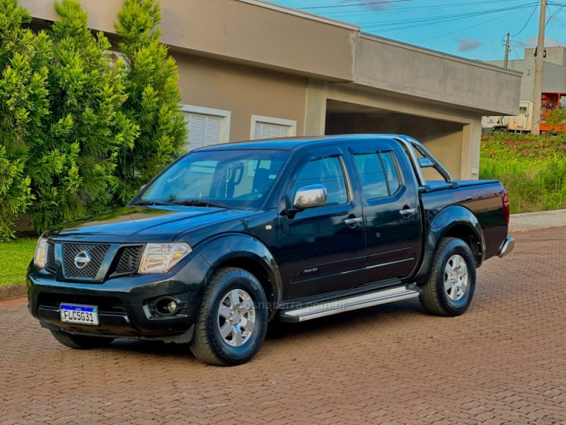 frontier 2.8 se 4x2 cd turbo eletronic diesel 4p manual 2014 caxias do sul
