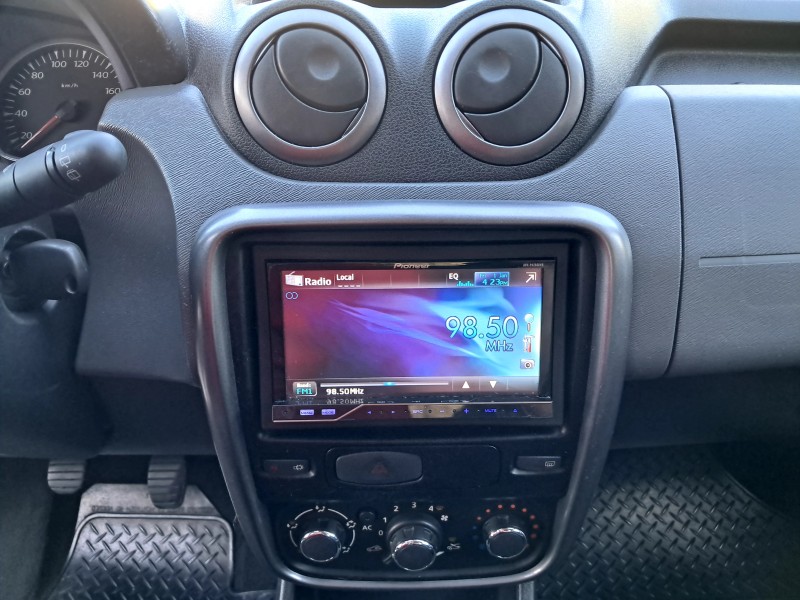 DUSTER 1.6 EXPRESSION 4X2 16V FLEX 4P MANUAL - 2014 - CAXIAS DO SUL