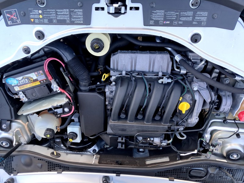 DUSTER 1.6 EXPRESSION 4X2 16V FLEX 4P MANUAL - 2014 - CAXIAS DO SUL