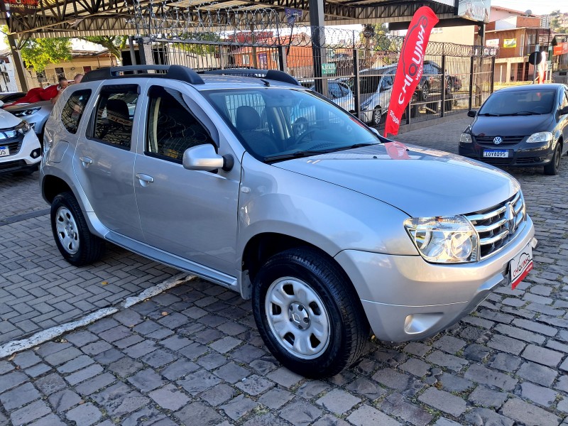 DUSTER 1.6 EXPRESSION 4X2 16V FLEX 4P MANUAL - 2014 - CAXIAS DO SUL