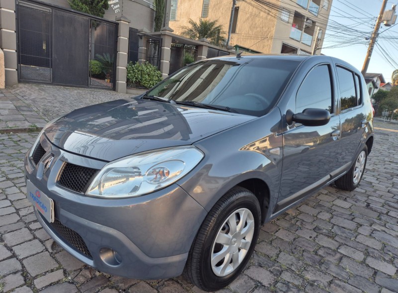 sandero 1.6 expression 8v flex 4p manual 2009 caxias do sul