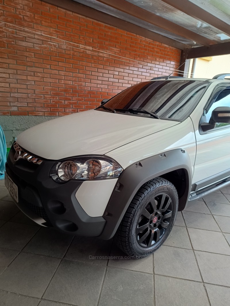 STRADA 1.8 MPI ADVENTURE LOCKER CD 16V FLEX 3P MANUAL - 2015 - CAXIAS DO SUL