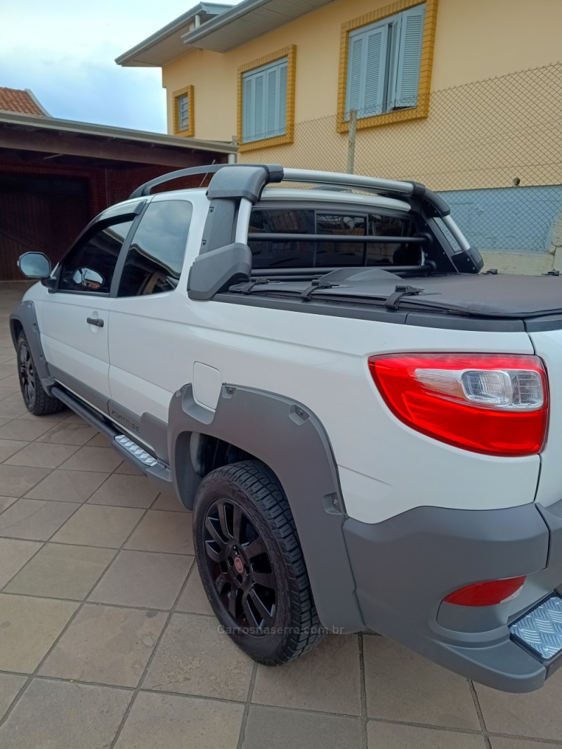 STRADA 1.8 MPI ADVENTURE LOCKER CD 16V FLEX 3P MANUAL - 2015 - CAXIAS DO SUL