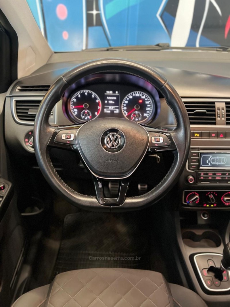 FOX 1.6 MI HIGHLINE 8V FLEX 4P AUTOMATIZADO - 2016 - NOVO HAMBURGO