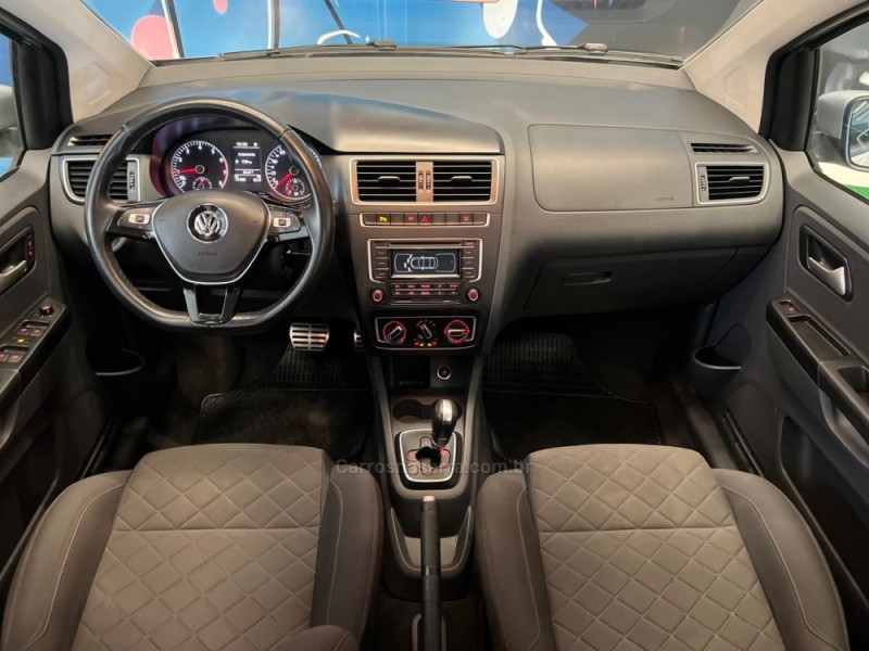 FOX 1.6 MI HIGHLINE 8V FLEX 4P AUTOMATIZADO - 2016 - NOVO HAMBURGO