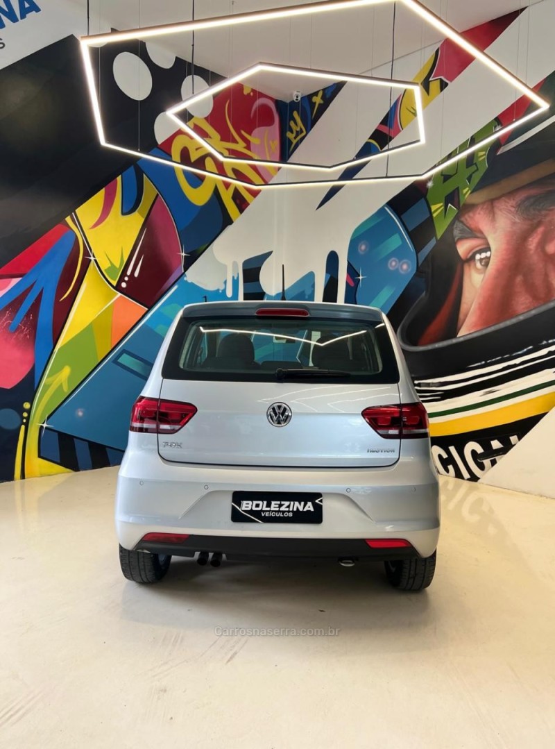 FOX 1.6 MI HIGHLINE 8V FLEX 4P AUTOMATIZADO - 2016 - NOVO HAMBURGO