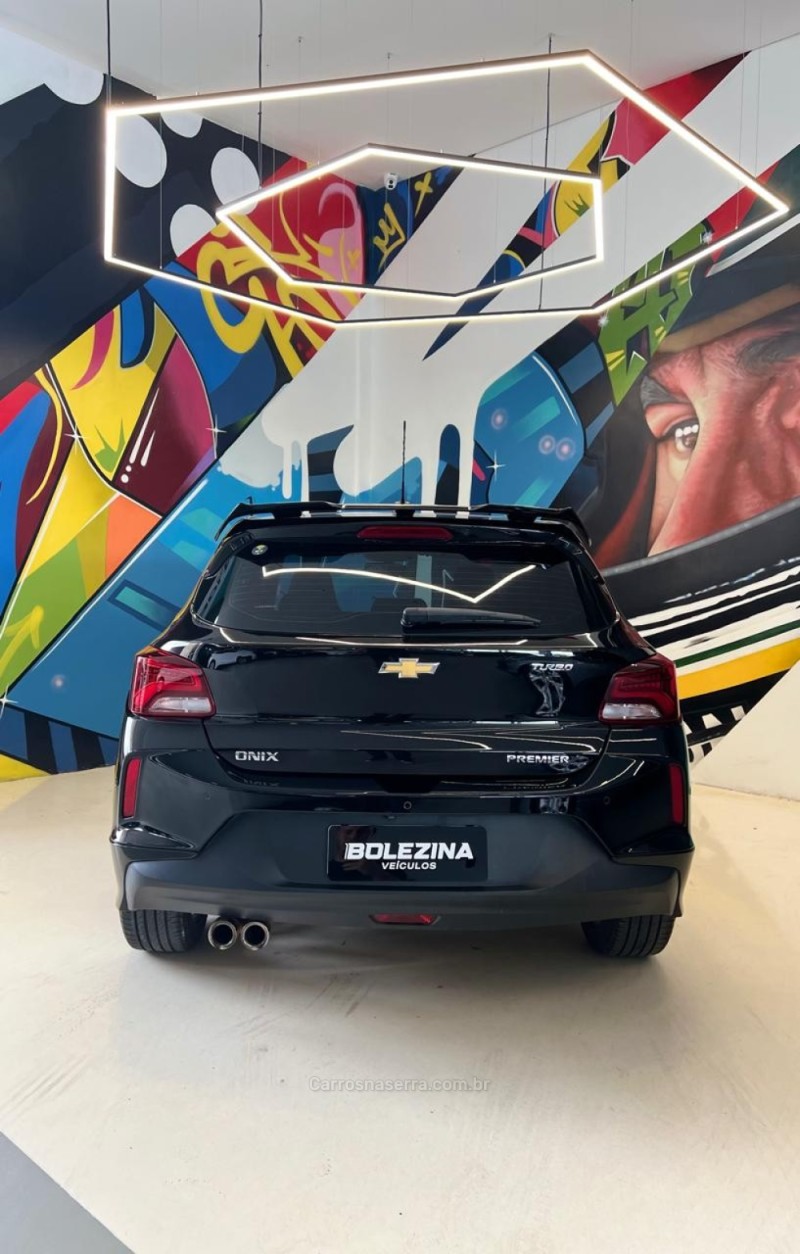 ONIX 1.0 PREMIER II 12V TURBO FLEX 4P AUTOMÁTICO - 2020 - NOVO HAMBURGO