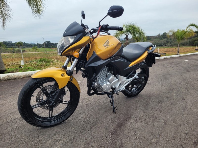 cb 300r  2010 carlos barbosa