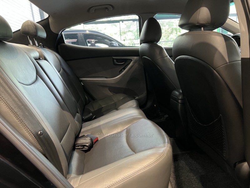 ELANTRA 1.8 GLS 16V GASOLINA 4P AUTOMÁTICO - 2013 - CAXIAS DO SUL