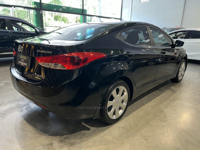 ELANTRA 1.8 GLS 16V GASOLINA 4P AUTOMÁTICO - 2013 - CAXIAS DO SUL
