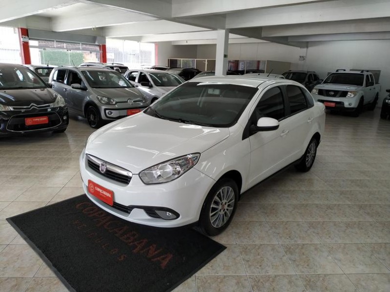 grand siena 1.4 mpi attractive 8v flex 4p manual 2013 caxias do sul