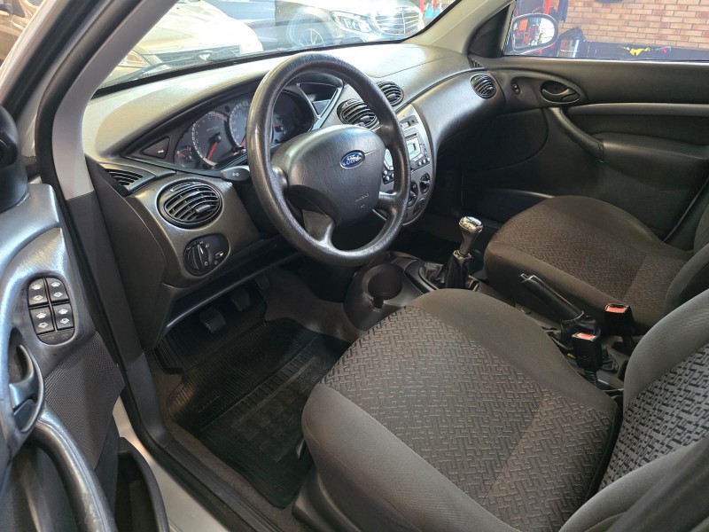 FOCUS 1.6 GLX 8V FLEX 4P MANUAL - 2008 - FARROUPILHA