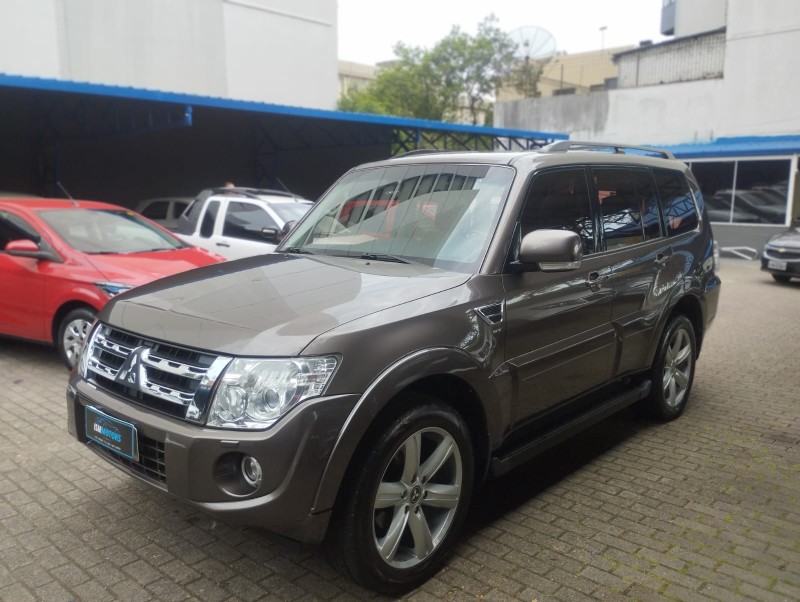 pajero 3.2 hpe 4x4 7 lugares 16v turbo intercooler diesel 4p automatico 2014 caxias do sul
