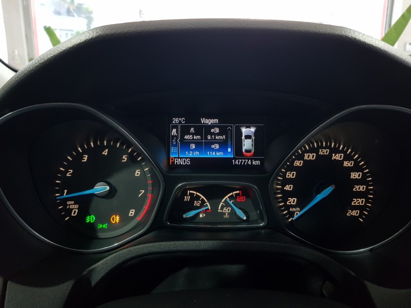 FOCUS 2.0 TITANIUM HATCH 16V FLEX 4P AUTOMÁTICO - 2015 - CAXIAS DO SUL