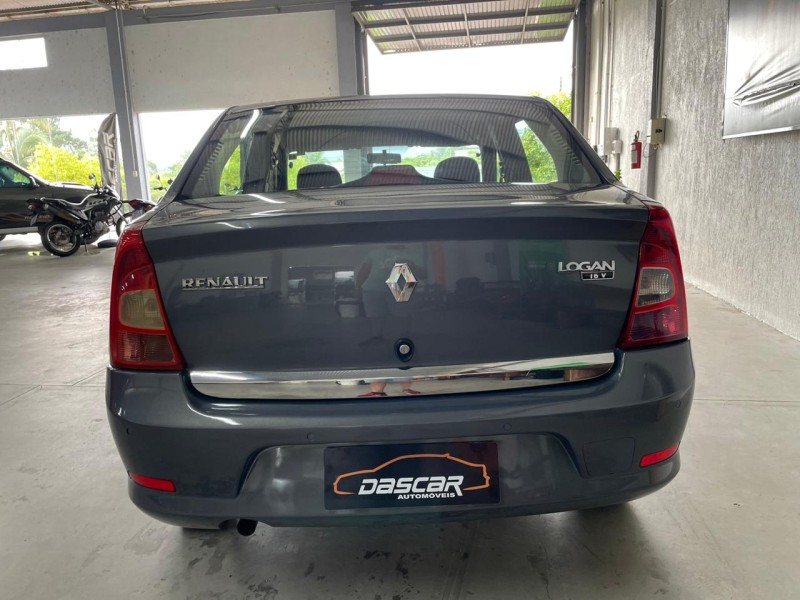 SANDERO 1.0 EXPRESSION 16V FLEX 4P MANUAL - 2011 - BOM PRINCíPIO