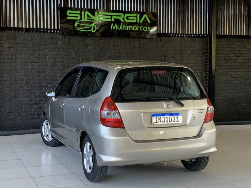 FIT 1.4 LX 8V FLEX 4P MANUAL - 2007 - CAXIAS DO SUL