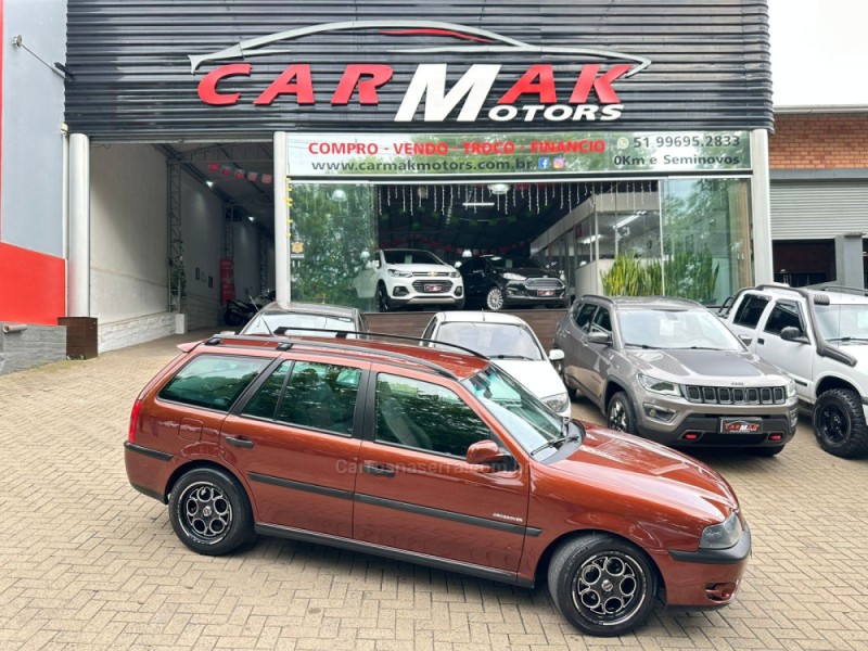 parati 2.0 mi crossover 8v gasolina 4p manual g.iii 2004 dois irmaos