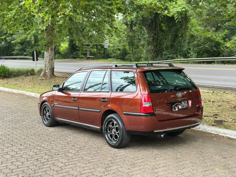 PARATI 2.0 MI CROSSOVER 8V GASOLINA 4P MANUAL G.III - 2004 - DOIS IRMãOS