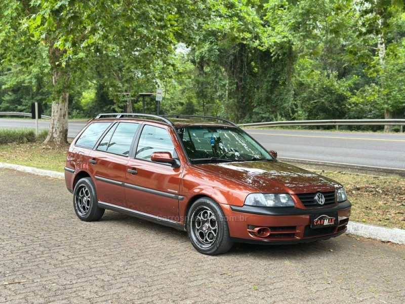 PARATI 2.0 MI CROSSOVER 8V GASOLINA 4P MANUAL G.III - 2004 - DOIS IRMãOS