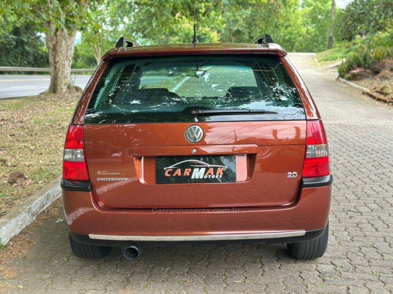 PARATI 2.0 MI CROSSOVER 8V GASOLINA 4P MANUAL G.III - 2004 - DOIS IRMãOS