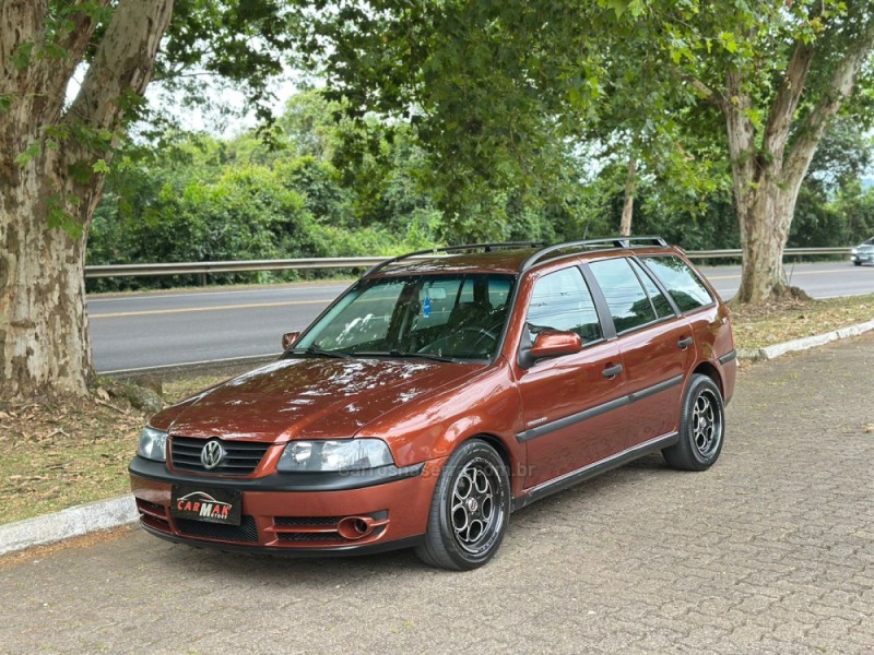 PARATI 2.0 MI CROSSOVER 8V GASOLINA 4P MANUAL G.III - 2004 - DOIS IRMãOS