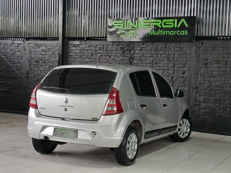 SANDERO 1.0 AUTHENTIQUE 8V FLEX 4P MANUAL - 2012 - CAXIAS DO SUL