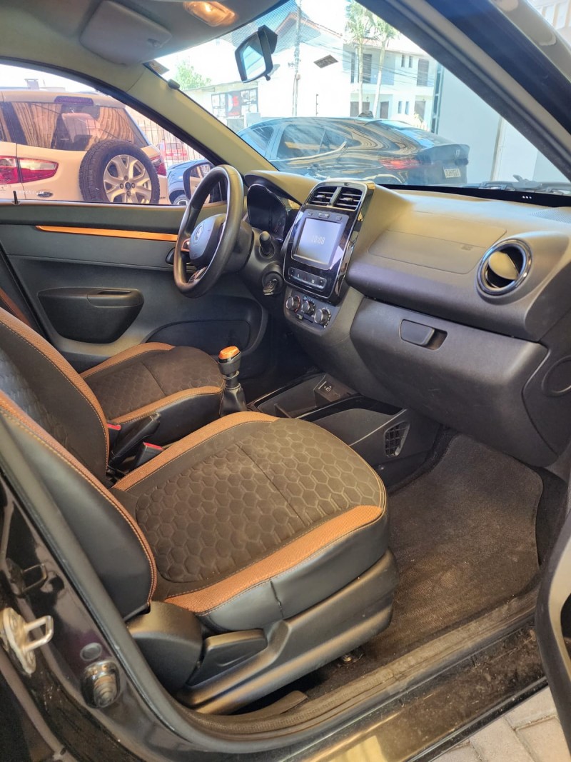 KWID 1.0 12V OUTSIDER FLEX 4P MANUAL - 2020 - CAXIAS DO SUL