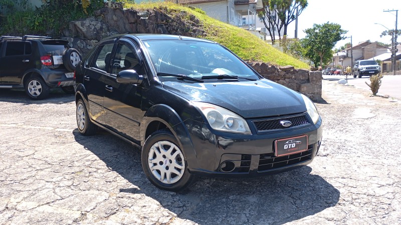 FIESTA 1.0 MPI SEDAN 8V FLEX 4P MANUAL - 2009 - FARROUPILHA