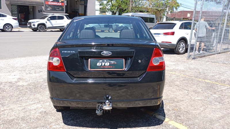 FIESTA 1.0 MPI SEDAN 8V FLEX 4P MANUAL - 2009 - FARROUPILHA