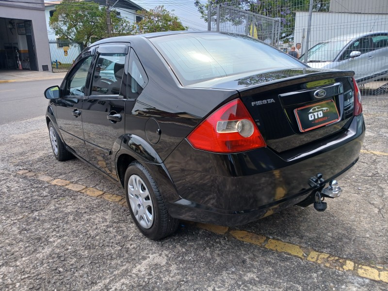 FIESTA 1.0 MPI SEDAN 8V FLEX 4P MANUAL - 2009 - FARROUPILHA