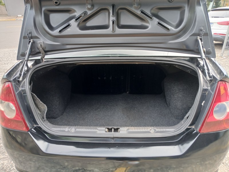 FIESTA 1.0 MPI SEDAN 8V FLEX 4P MANUAL - 2009 - FARROUPILHA