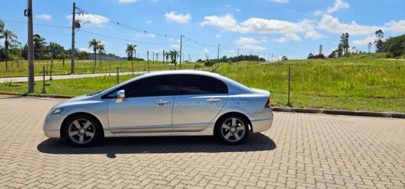 CIVIC 1.8 LXS 16V GASOLINA 4P AUTOMÁTICO - 2008 - IVOTI