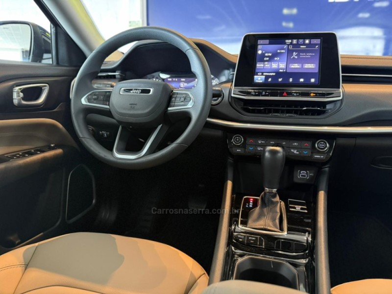 COMPASS 1.3 SPORT T270 16V TURBO FLEX 4P AUTOMÁTICO - 2025 - SãO LEOPOLDO