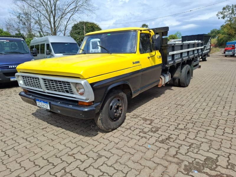 F-4000 4X2 - 1976 - PORTãO