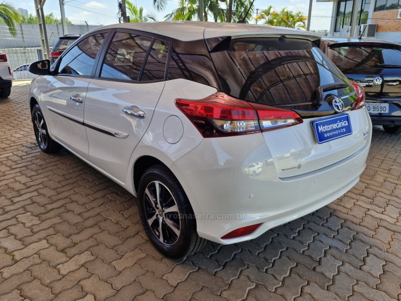 YARIS 1.5 XLS FLEX 4P AUTOMÁTICO - 2020 - LAJEADO