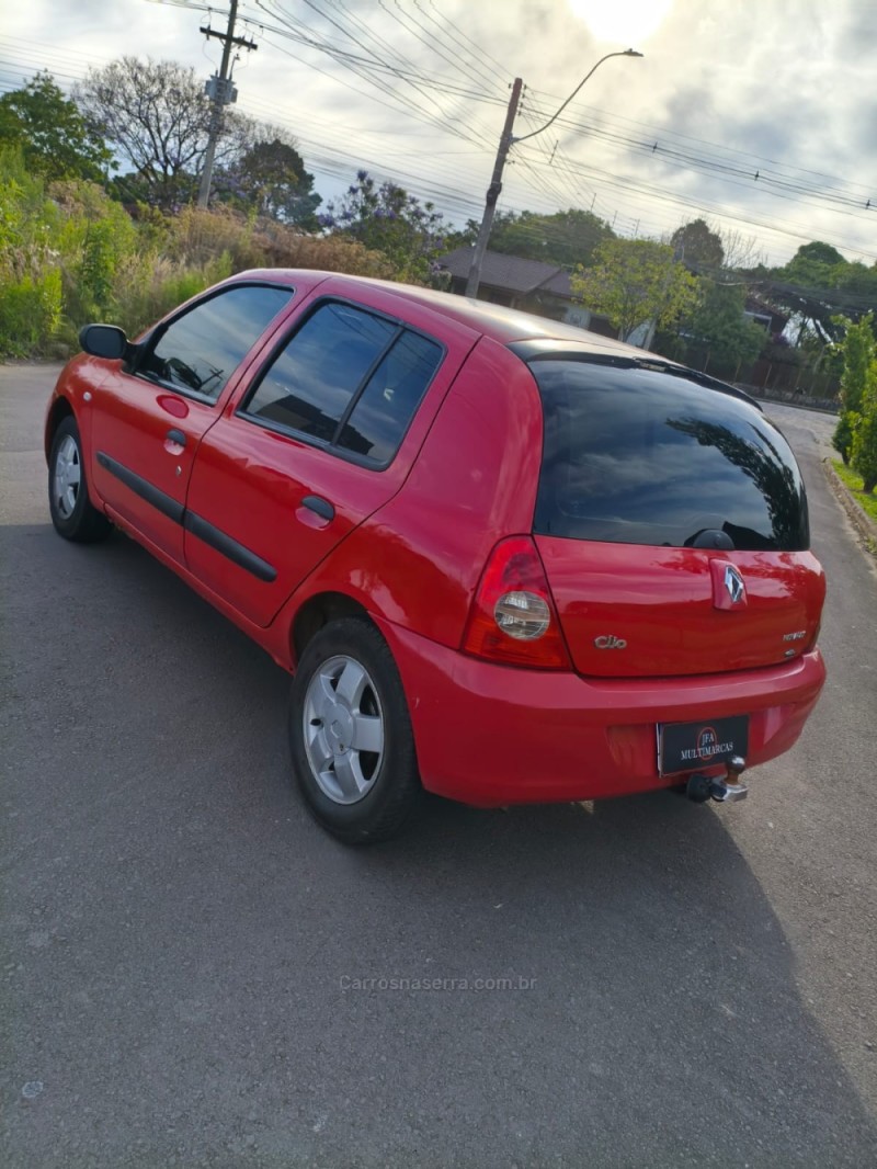 CLIO 1.0 CAMPUS 16V FLEX 4P MANUAL - 2010 - CAXIAS DO SUL