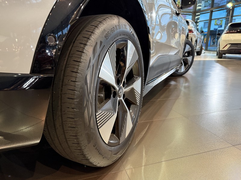 MÉGANE E-TECH ELÉTRICO 4P AUTOMÁTICO - 2024 - FARROUPILHA