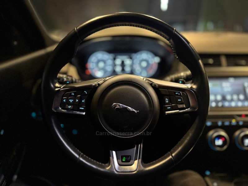 E-PACE 2.0 16V P250F R-DYNAMIC S AWD FLEX 4P AUTOMÁTICO - 2020 - FARROUPILHA