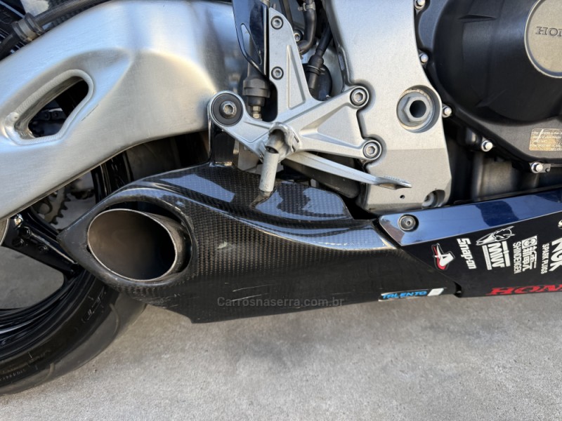 CBR 1000RR REPSOL - 2011 - CAXIAS DO SUL