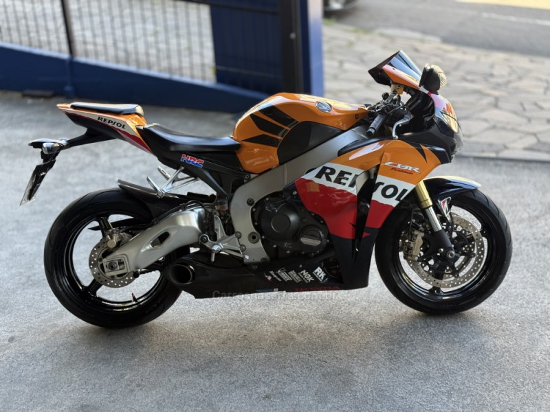CBR 1000RR REPSOL - 2011 - CAXIAS DO SUL
