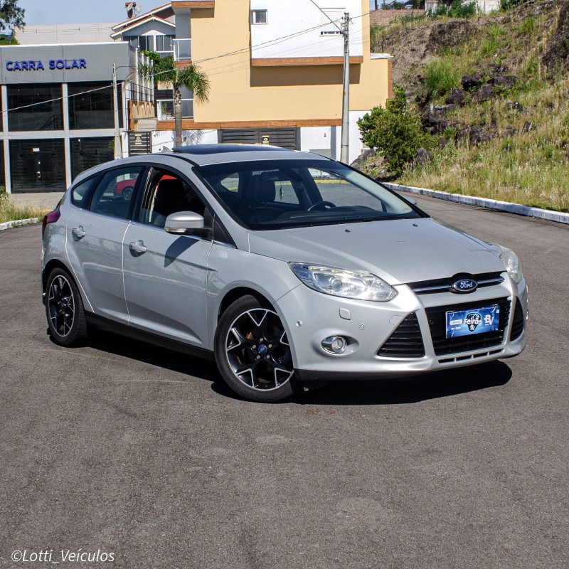 FOCUS 2.0 TITANIUM PLUS 16V FLEX 4P AUTOMÁTICO