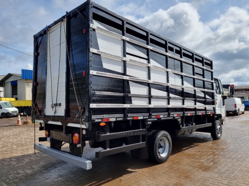 CARGO 815 E TURBO - 2012 - PORTãO