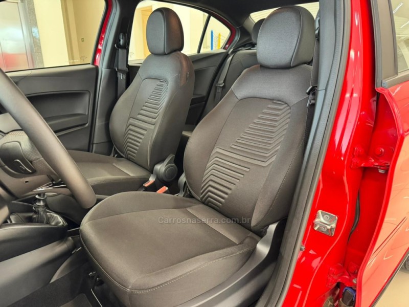 CRONOS 1.3 DRIVE 8V FLEX 4P MANUAL - 2023 - VERANóPOLIS